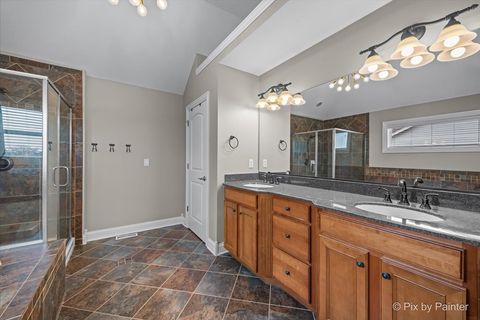 Tiny photo for 647 Bennett Drive, North Aurora, IL 60542 (MLS # 12600392)