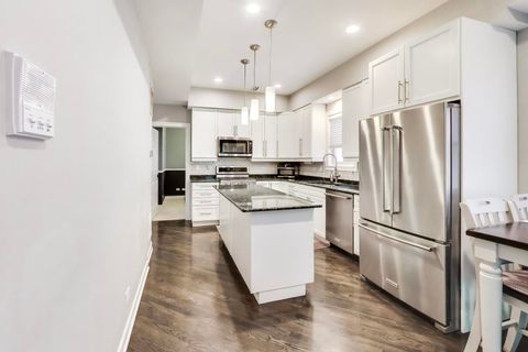Tiny photo for 2938 N Damen Avenue #2, Chicago, IL 60618 (MLS # 12678057)