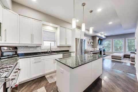 Tiny photo for 2938 N Damen Avenue #2, Chicago, IL 60618 (MLS # 12678057)