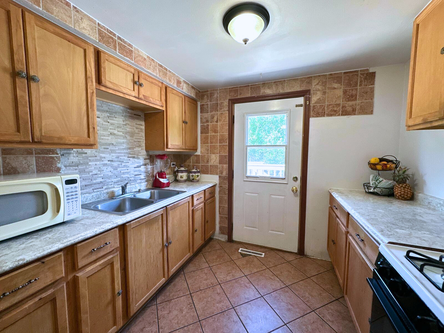 1824 Endicott Circle