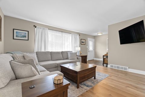 Tiny photo for 500 S Wilmette Street, Westmont, IL 60559 (MLS # 12479007)
