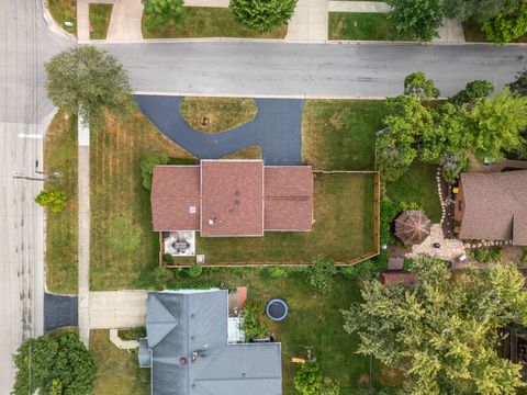 Tiny photo for 500 S Wilmette Street, Westmont, IL 60559 (MLS # 12479007)