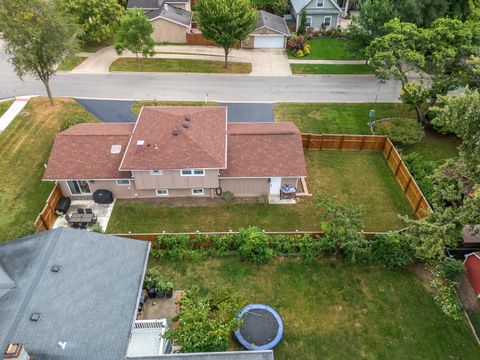 Tiny photo for 500 S Wilmette Street, Westmont, IL 60559 (MLS # 12479007)