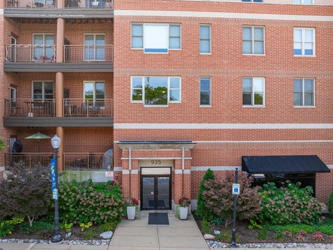 Tiny photo for 935 Burlington Avenue #309, Downers Grove, IL 60515 (MLS # 12714170)