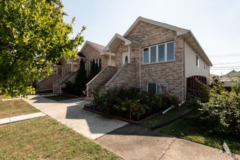 Tiny photo for 7319 W 58th Place, Summit, IL 60501 (MLS # 12477513)