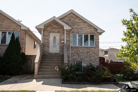 Photo of 7319 W 58th Place, Summit, IL 60501 (MLS # 12477513)