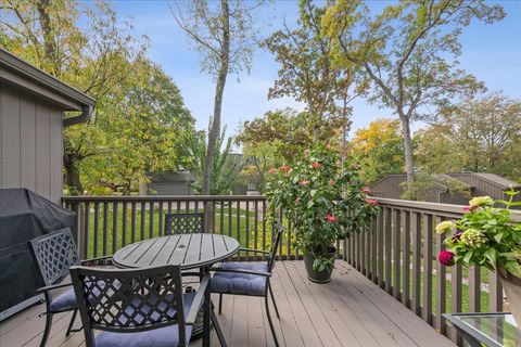 Tiny photo for 450 Woodview Road, Lake Barrington, IL 60010 (MLS # 12500960)