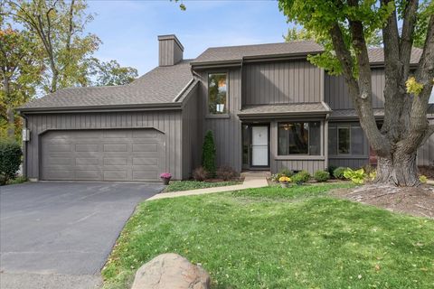 Photo of 450 Woodview Road, Lake Barrington, IL 60010 (MLS # 12500960)