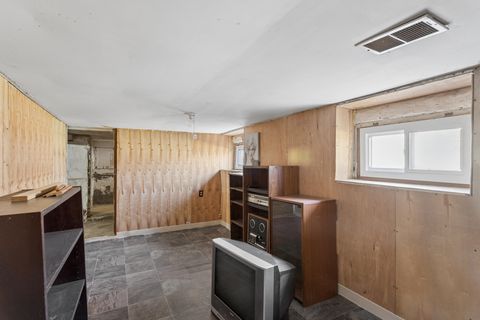 Tiny photo for 4607 Dumoulin Avenue, Lisle, IL 60532 (MLS # 12587578)