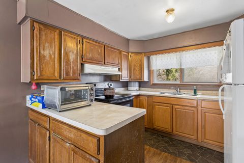 Tiny photo for 4607 Dumoulin Avenue, Lisle, IL 60532 (MLS # 12587578)