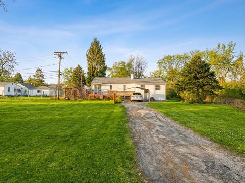 Photo of 4607 Dumoulin Avenue, Lisle, IL 60532 (MLS # 12587578)