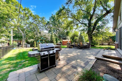 Tiny photo for 403 S We Go Trail, Mount Prospect, IL 60056 (MLS # 12762470)