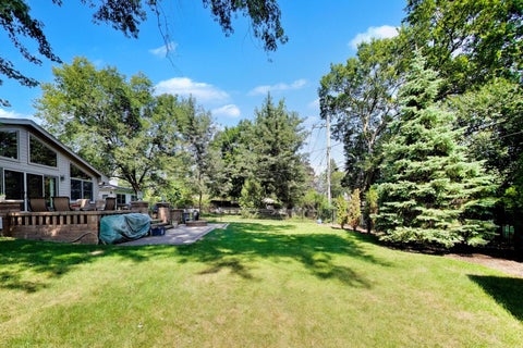Tiny photo for 403 S We Go Trail, Mount Prospect, IL 60056 (MLS # 12762470)