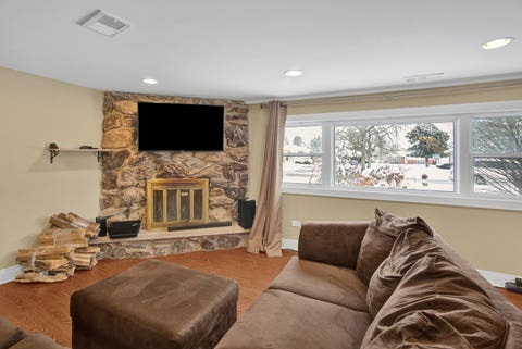 Tiny photo for 935 E 169th Street, South Holland, IL 60473 (MLS # 12733318)