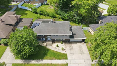 Tiny photo for 935 E 169th Street, South Holland, IL 60473 (MLS # 12733318)