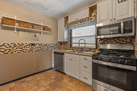 Tiny photo for 3537 Harvey Avenue, Berwyn, IL 60402 (MLS # 12681594)