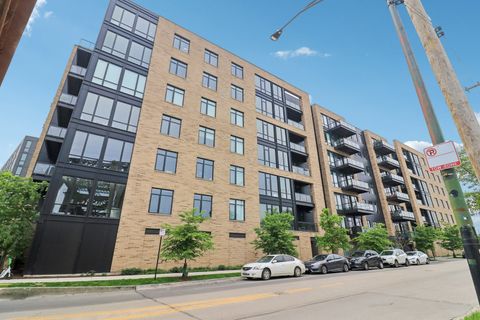1701 W Webster Avenue 512 Chicago IL 60614