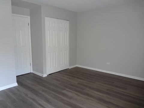 Tiny photo for 128.5 Cora Avenue #E, Fox Lake, IL 60020 (MLS # 12512140)