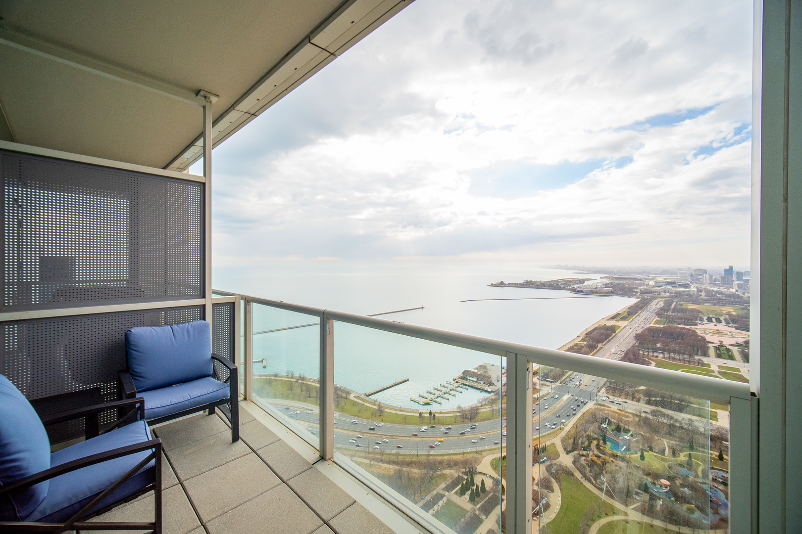 340 E Randolph Street 4703