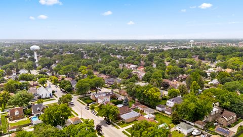 Tiny photo for 3640 Arthur Avenue, Brookfield, IL 60513 (MLS # 12689096)