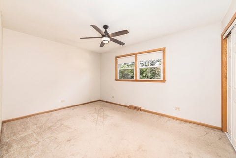 Tiny photo for 250 Shannon Court, Des Plaines, IL 60016 (MLS # 12742483)