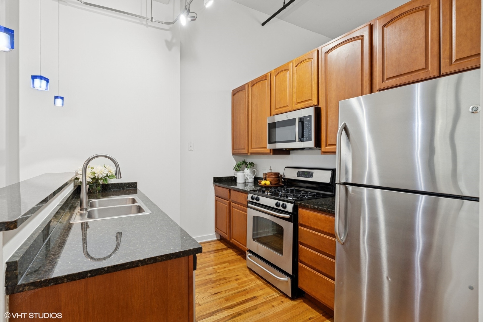 1224 W Van Buren Street 310