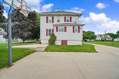 Tiny photo for 102 N Pine Street, Buckley, IL 60918 (MLS # 12709386)