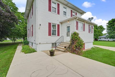 Tiny photo for 102 N Pine Street, Buckley, IL 60918 (MLS # 12709386)