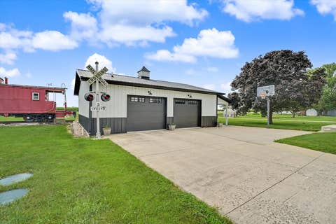 Tiny photo for 102 N Pine Street, Buckley, IL 60918 (MLS # 12709386)