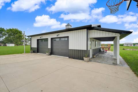 Tiny photo for 102 N Pine Street, Buckley, IL 60918 (MLS # 12709386)