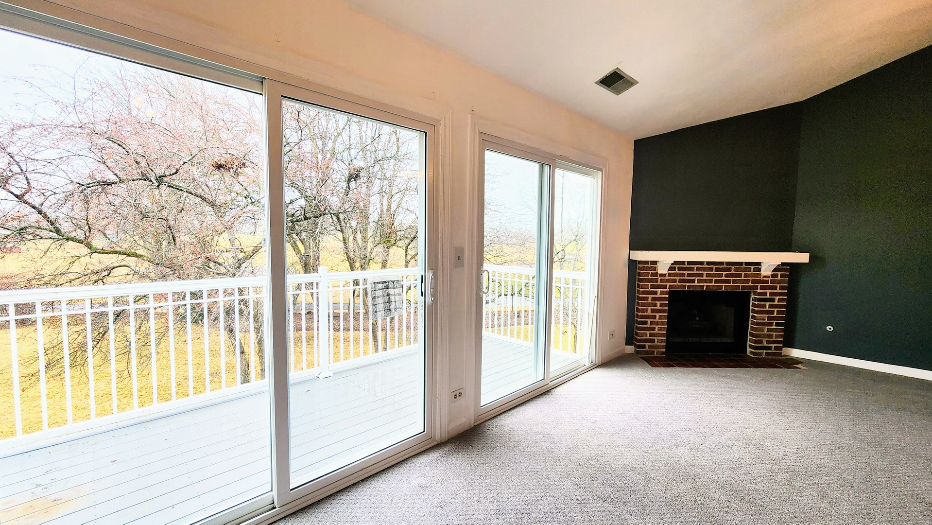 601 Fairbanks Court V2