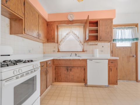 Tiny photo for 8255 W Agatite Avenue, Norridge, IL 60706 (MLS # 12490462)