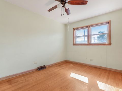 Tiny photo for 8255 W Agatite Avenue, Norridge, IL 60706 (MLS # 12490462)