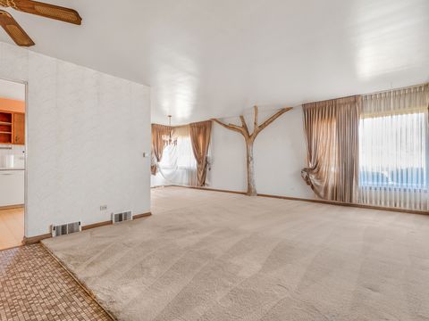Tiny photo for 8255 W Agatite Avenue, Norridge, IL 60706 (MLS # 12490462)