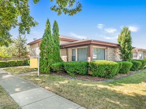 Photo of 8255 W Agatite Avenue, Norridge, IL 60706 (MLS # 12490462)