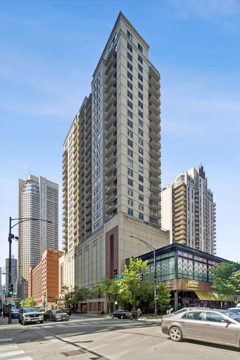 Photo of 630 N State Street #1305, Chicago, IL 60654 (MLS # 12645904)