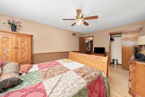 Tiny photo for 9120 S Keeler Avenue, Oak Lawn, IL 60453 (MLS # 12517826)