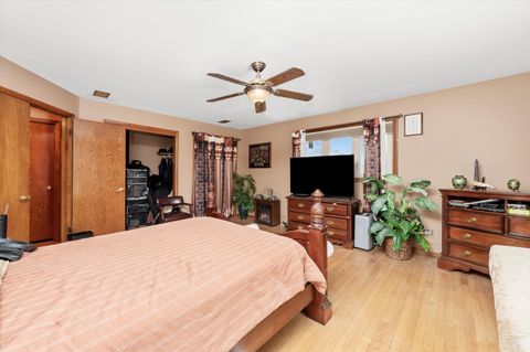 Tiny photo for 9120 S Keeler Avenue, Oak Lawn, IL 60453 (MLS # 12517826)