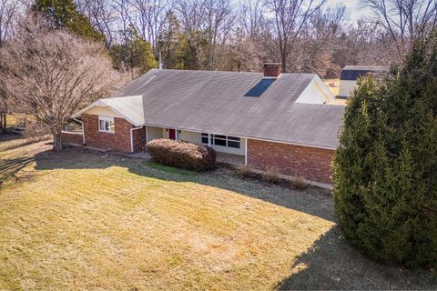 Tiny photo for 3105 W Striegel Road, Carbondale, IL 62901 (MLS # 12557787)