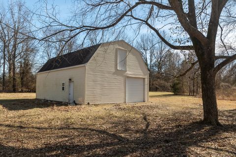 Tiny photo for 3105 W Striegel Road, Carbondale, IL 62901 (MLS # 12557787)
