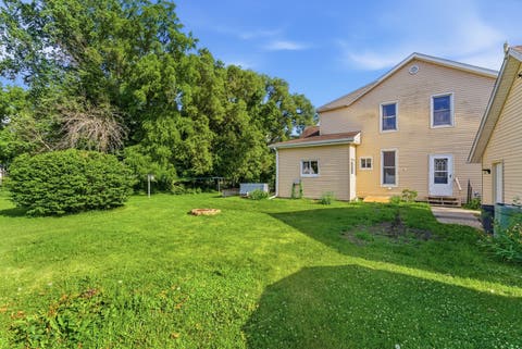 Tiny photo for 503 NE 3rd Street, Aledo, IL 61231 (MLS # 12675111)