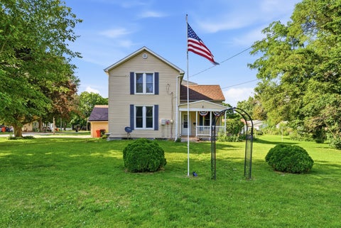 Photo of 503 NE 3rd Street, Aledo, IL 61231 (MLS # 12675111)