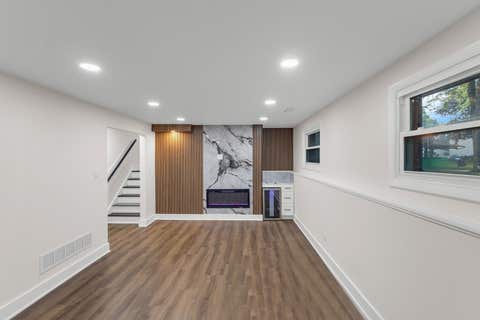 Tiny photo for 7979 Huntington Circle N, Hanover Park, IL 60133 (MLS # 12707803)