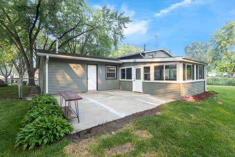 Tiny photo for 7979 Huntington Circle N, Hanover Park, IL 60133 (MLS # 12707803)