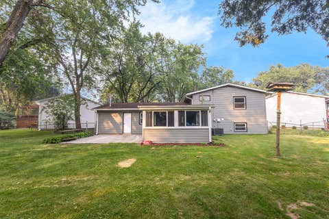 Tiny photo for 7979 Huntington Circle N, Hanover Park, IL 60133 (MLS # 12707803)