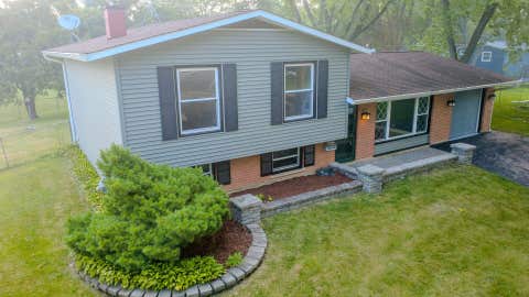 Tiny photo for 7979 Huntington Circle N, Hanover Park, IL 60133 (MLS # 12707803)