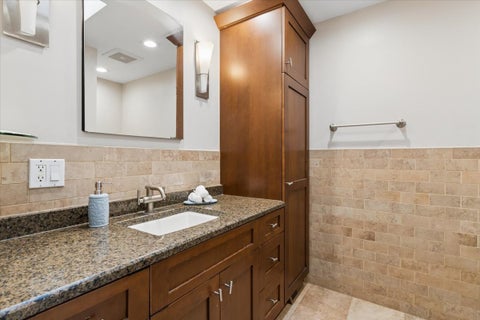 Tiny photo for 2392 MANOR Lane, Park Ridge, IL 60068 (MLS # 12759391)