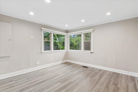 Tiny photo for 2392 MANOR Lane, Park Ridge, IL 60068 (MLS # 12759391)