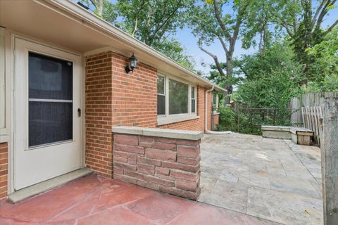 Tiny photo for 2392 MANOR Lane, Park Ridge, IL 60068 (MLS # 12759391)