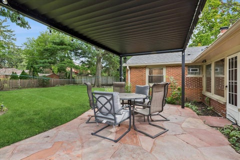 Tiny photo for 2392 MANOR Lane, Park Ridge, IL 60068 (MLS # 12759391)